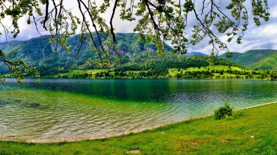 دریاچه-دشت-منظره-طبیعت